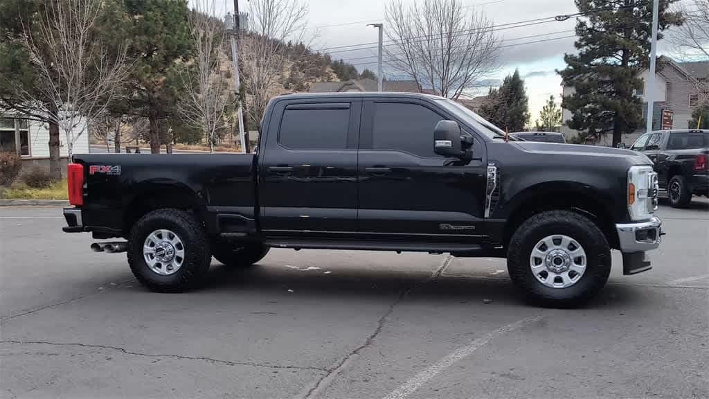 Used 2024 Ford Super Duty F-350 SRW XLT Truck