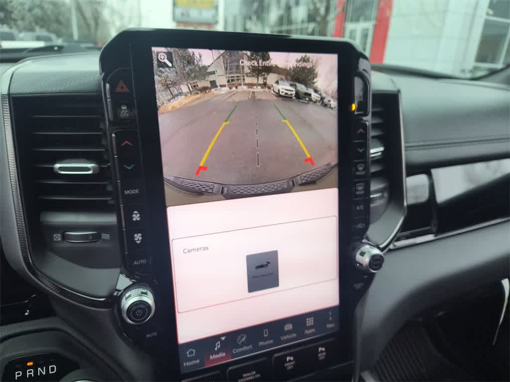 Thumbnail: 2026 RAM 1500 - 17