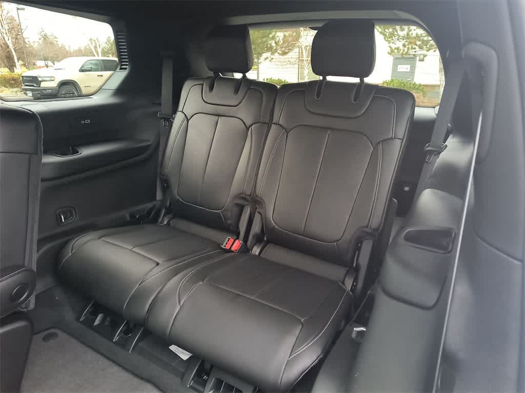 Thumbnail: 2025 Jeep Grand Cherokee - 24