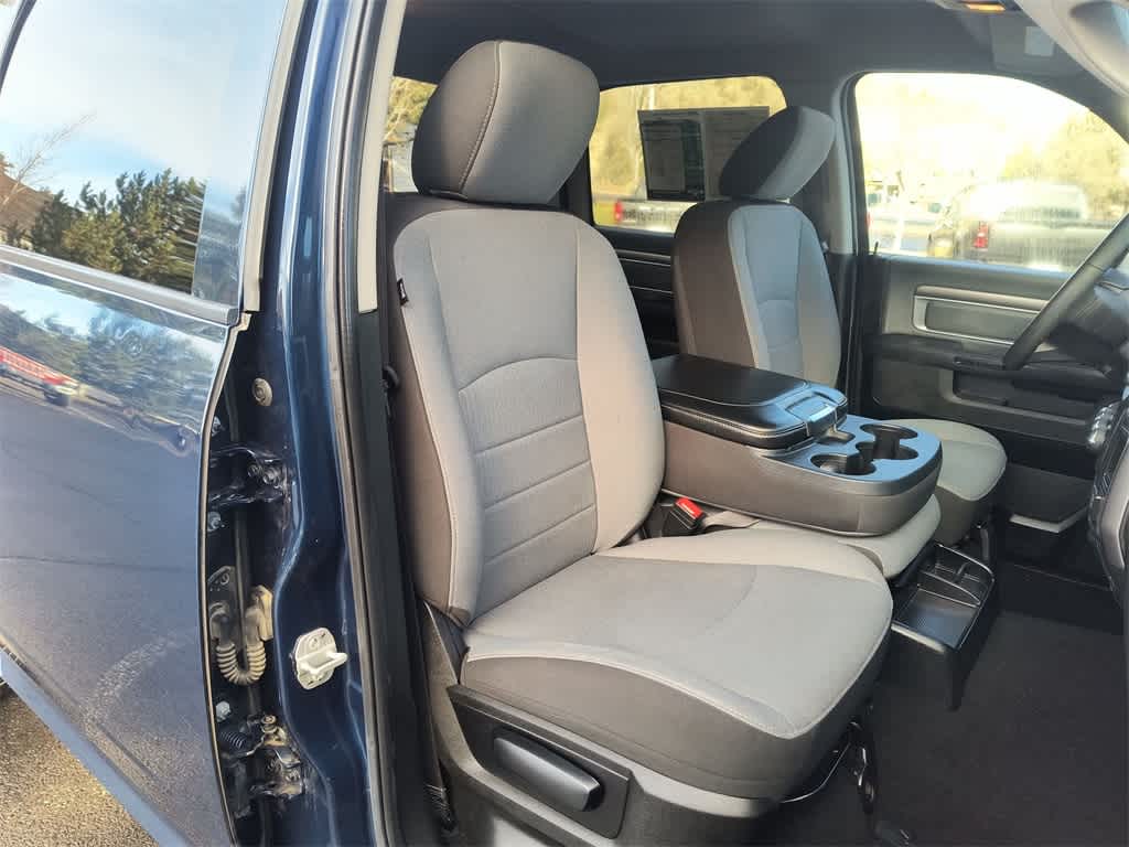 Thumbnail: 2023 RAM 1500 Classic - 23