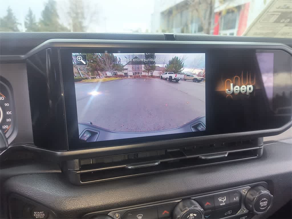 Thumbnail: 2026 Jeep Gladiator - 17