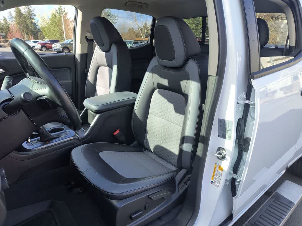 Thumbnail: 2022 Chevrolet Colorado - 11