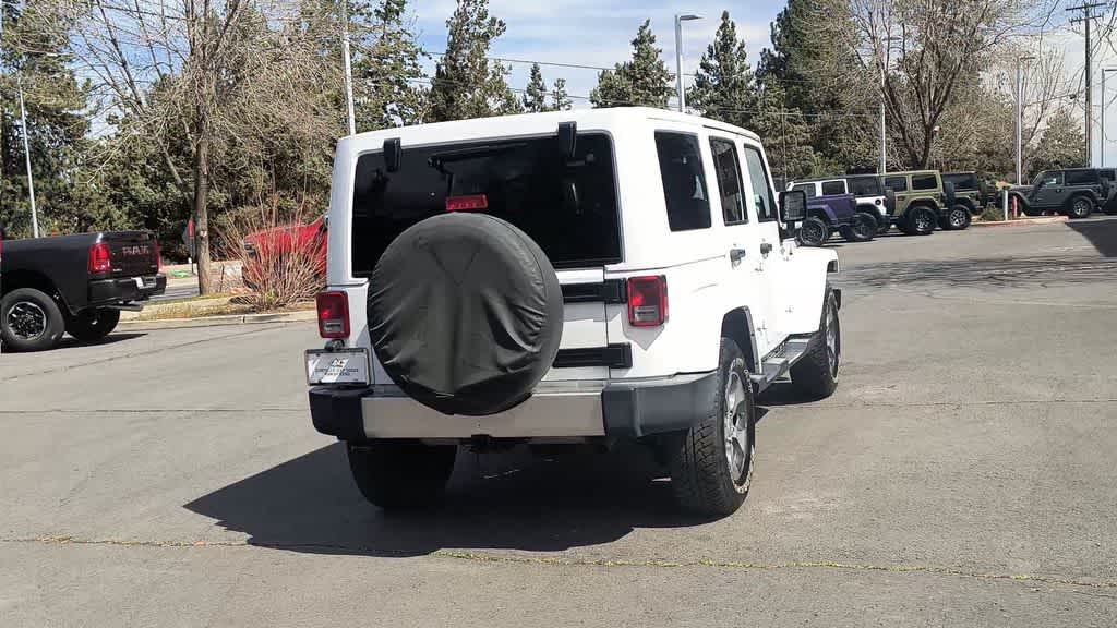 Thumbnail: 2017 Jeep Wrangler - 8