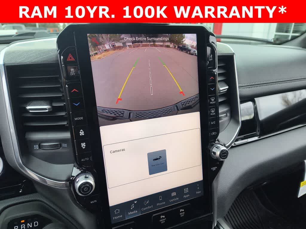 Thumbnail: 2026 RAM 1500 - 17