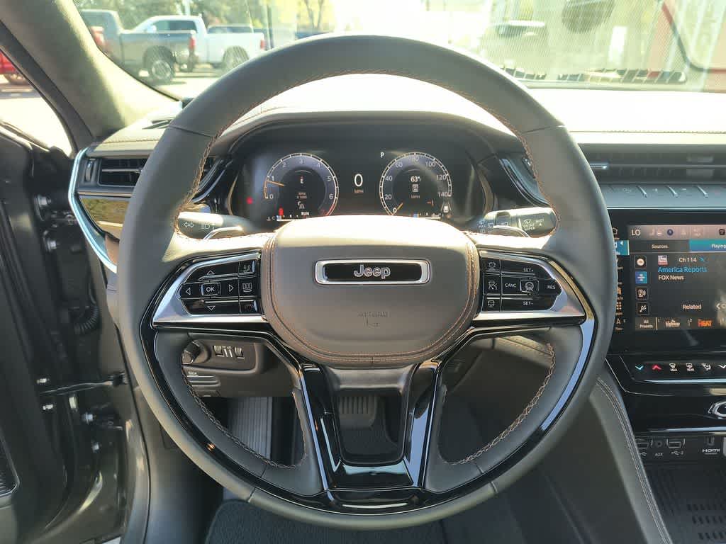 Thumbnail: 2026 Jeep Grand Cherokee L - 14