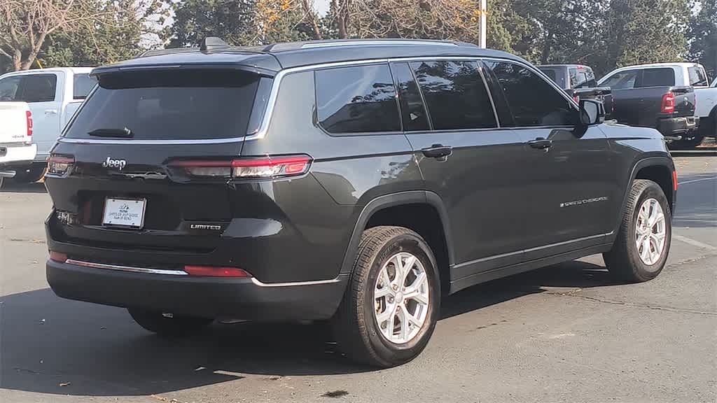 Thumbnail: 2024 Jeep Grand Cherokee L - 8