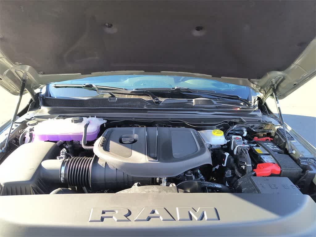 Thumbnail: 2026 RAM 1500 - 25