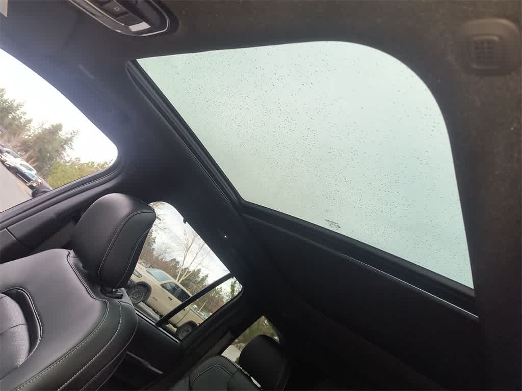 Thumbnail: 2025 Jeep Grand Cherokee - 22