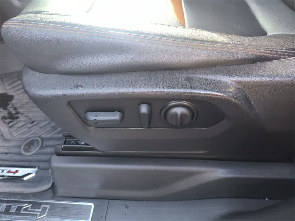 Thumbnail: 2022 GMC Sierra 2500 - 12