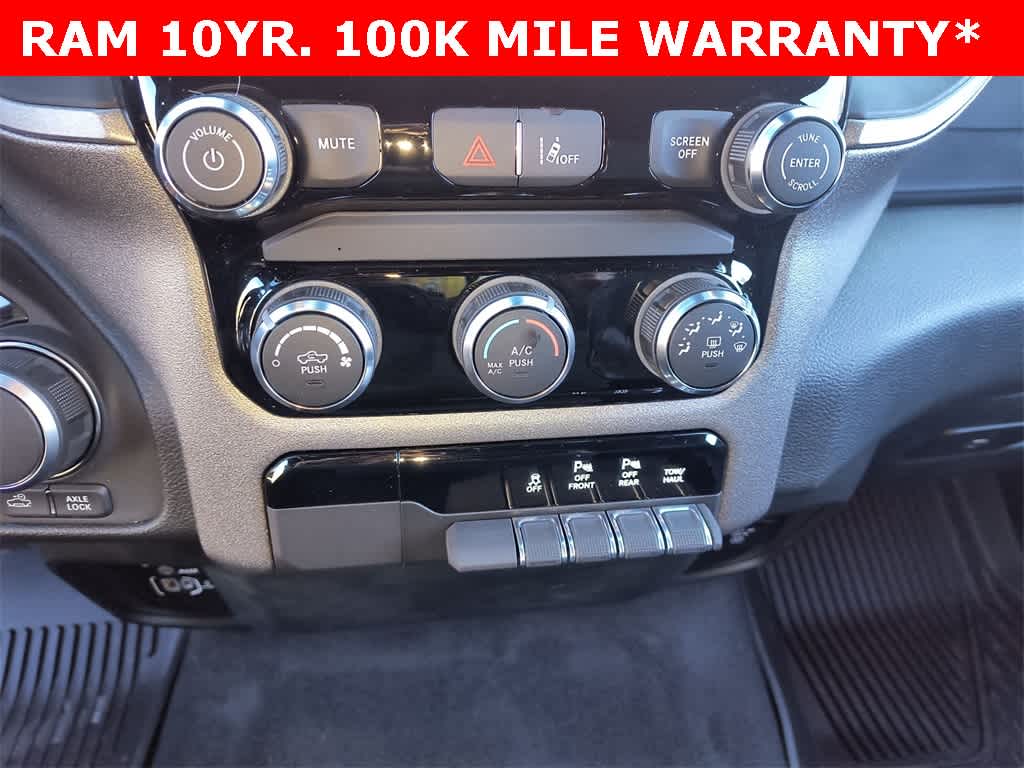 Thumbnail: 2026 RAM 1500 - 18