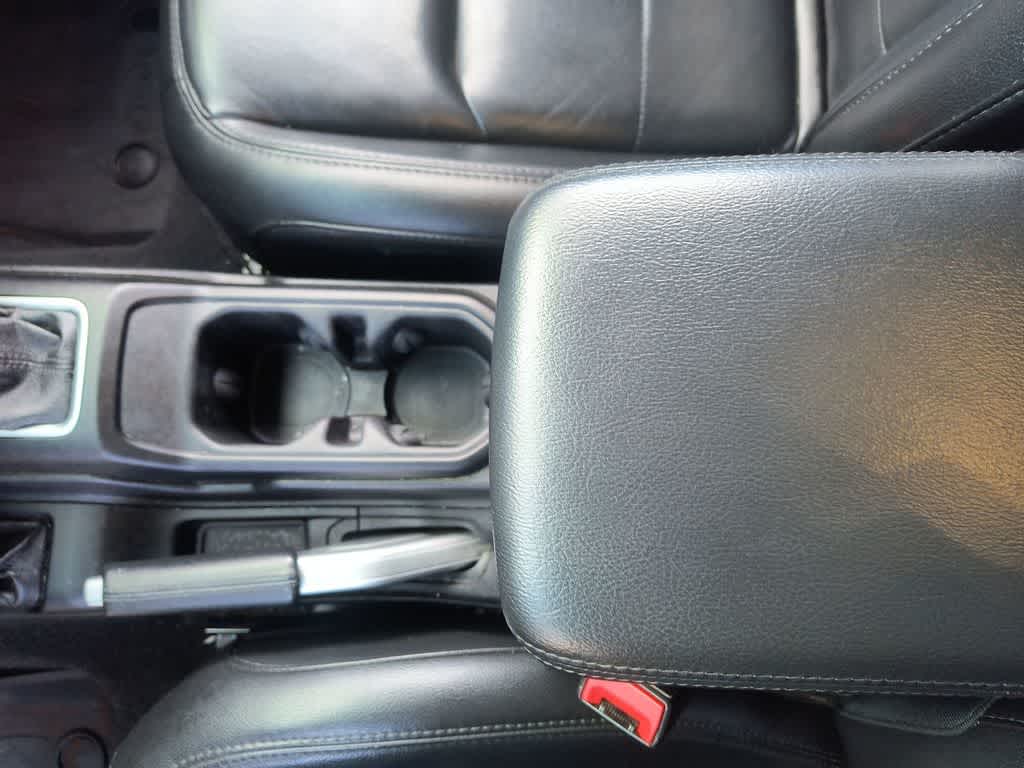 Thumbnail: 2020 Jeep Wrangler - 21