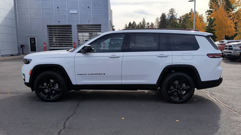 Thumbnail: 2025 Jeep Grand Cherokee L - 5