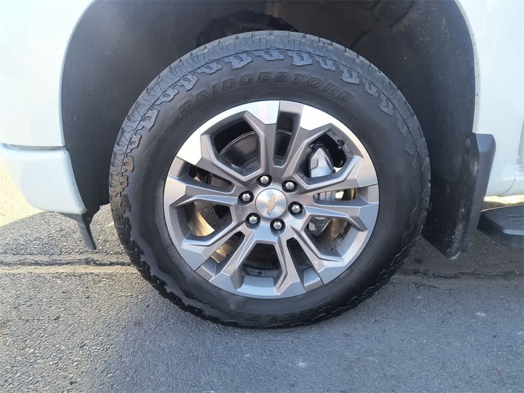 Thumbnail: 2024 Chevrolet Silverado 1500 - 10