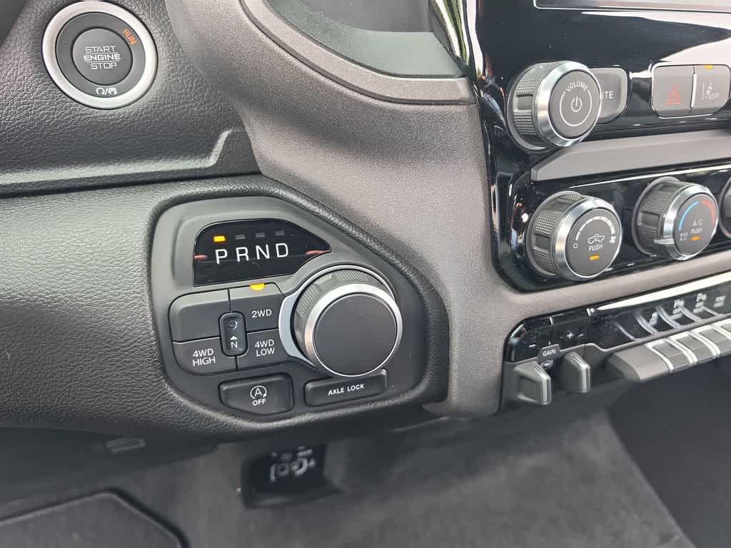 Thumbnail: 2026 RAM 1500 - 19
