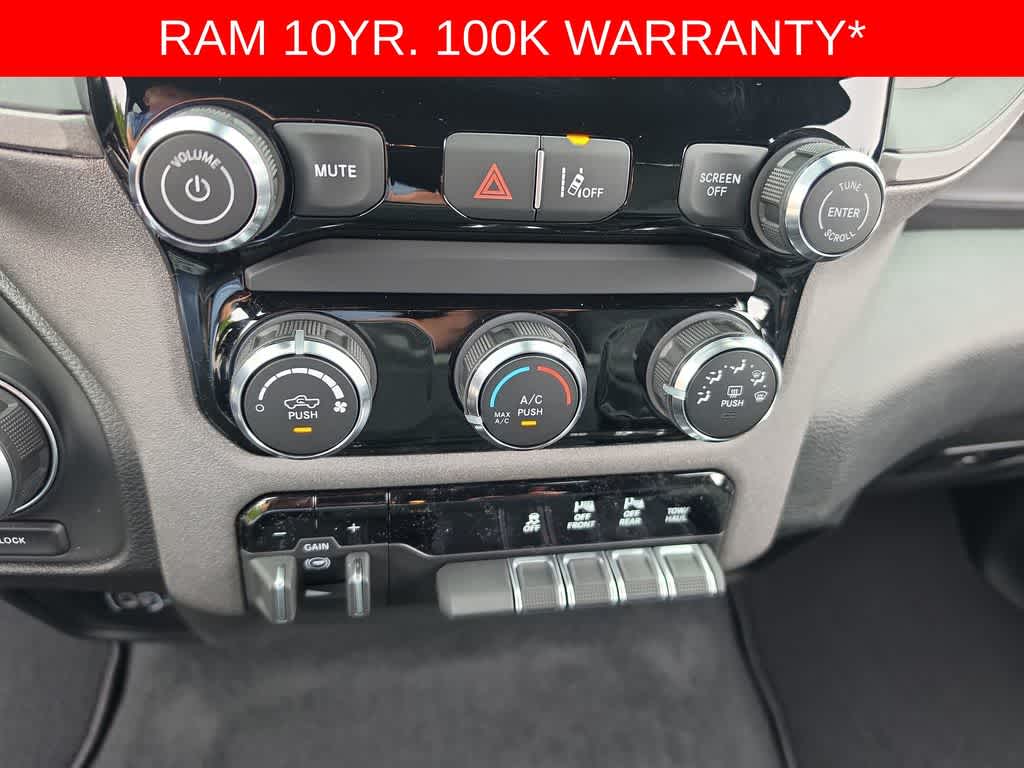 Thumbnail: 2026 RAM 1500 - 18