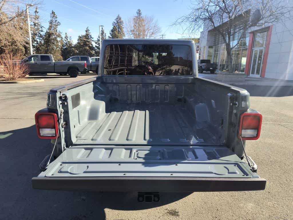 Thumbnail: 2026 Jeep Gladiator - 22