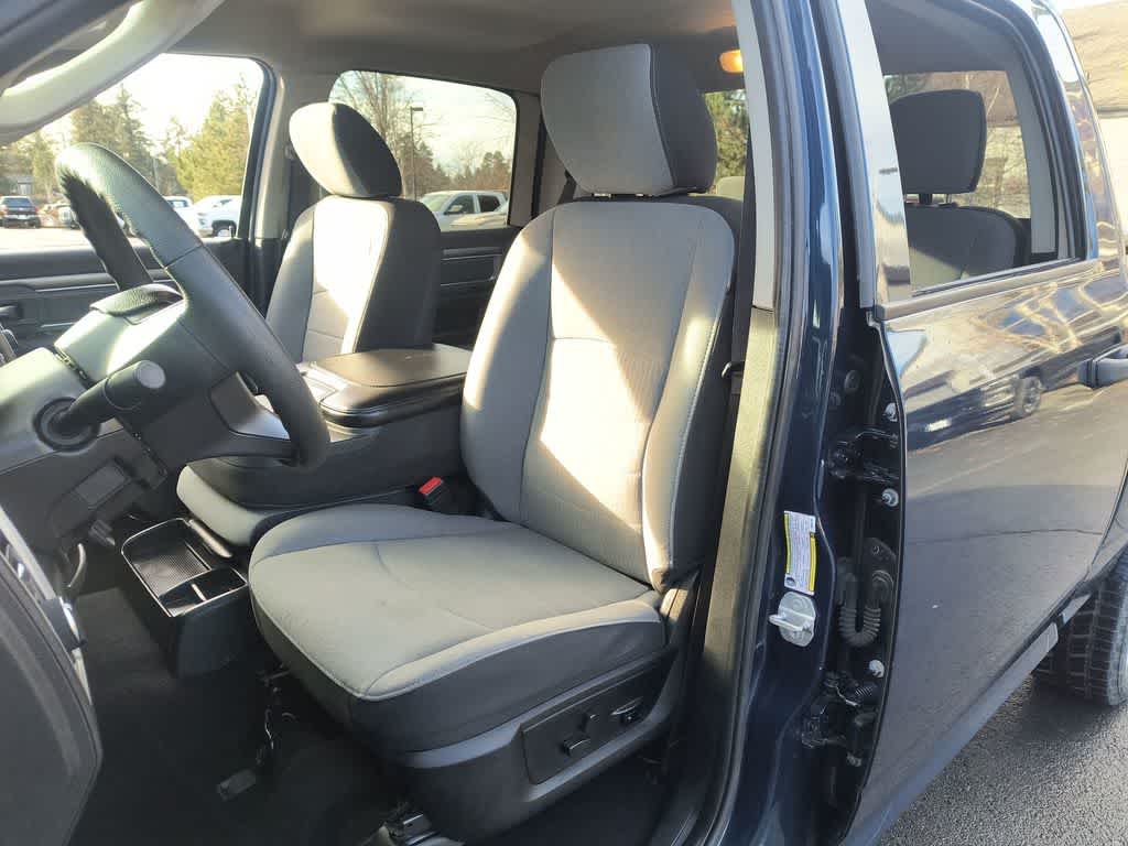 Thumbnail: 2023 RAM 1500 Classic - 11