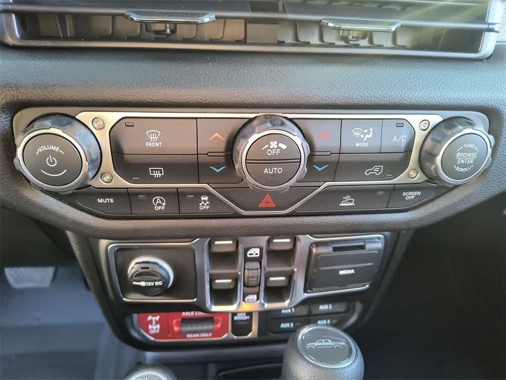 Thumbnail: 2026 Jeep Gladiator - 18