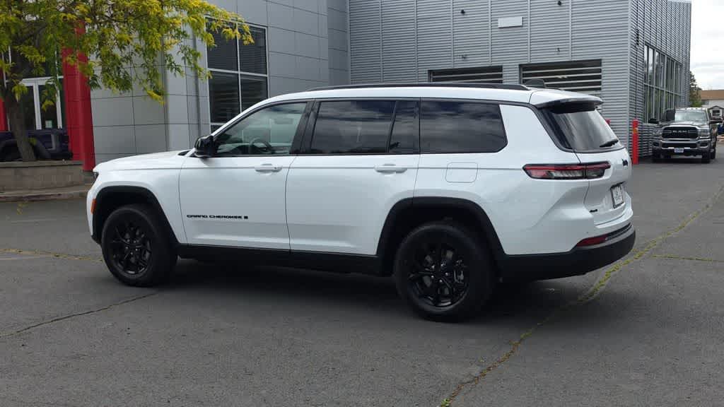Thumbnail: 2026 Jeep Grand Cherokee L - 6
