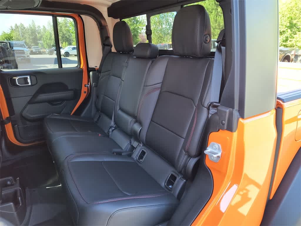 Thumbnail: 2025 Jeep Gladiator - 22