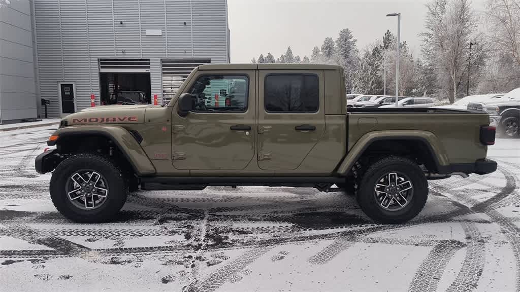 Thumbnail: 2026 Jeep Gladiator - 5