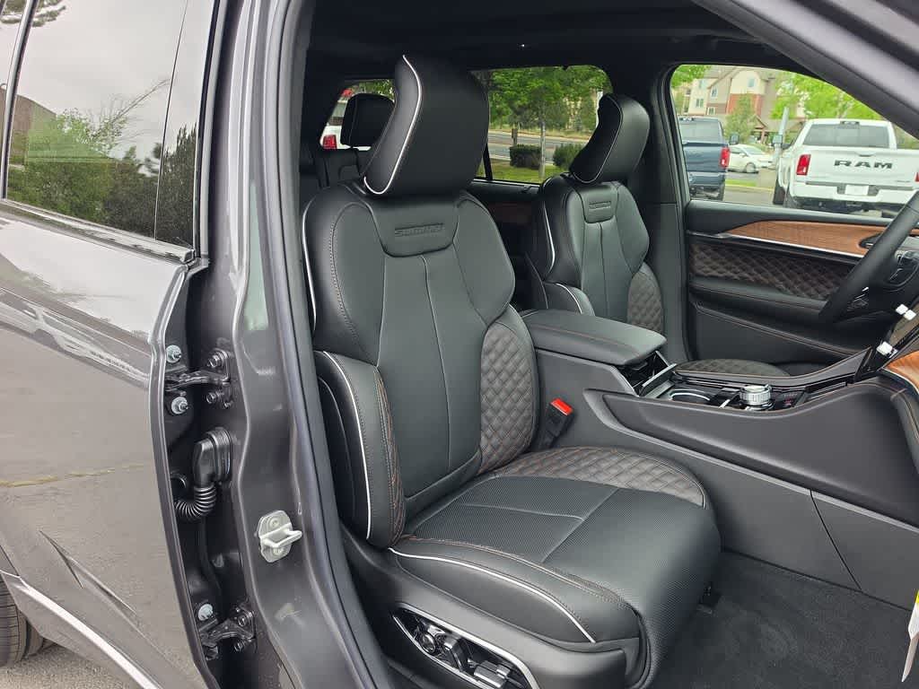 Thumbnail: 2026 Jeep Grand Cherokee - 25
