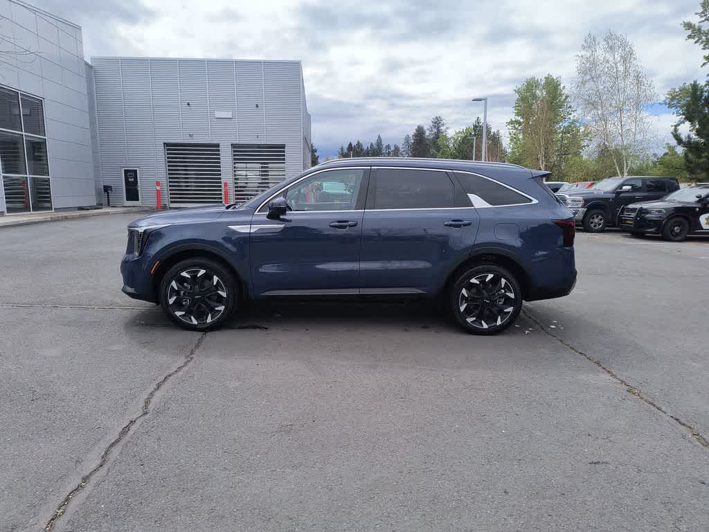 Thumbnail: 2025 Kia Sorento - 2