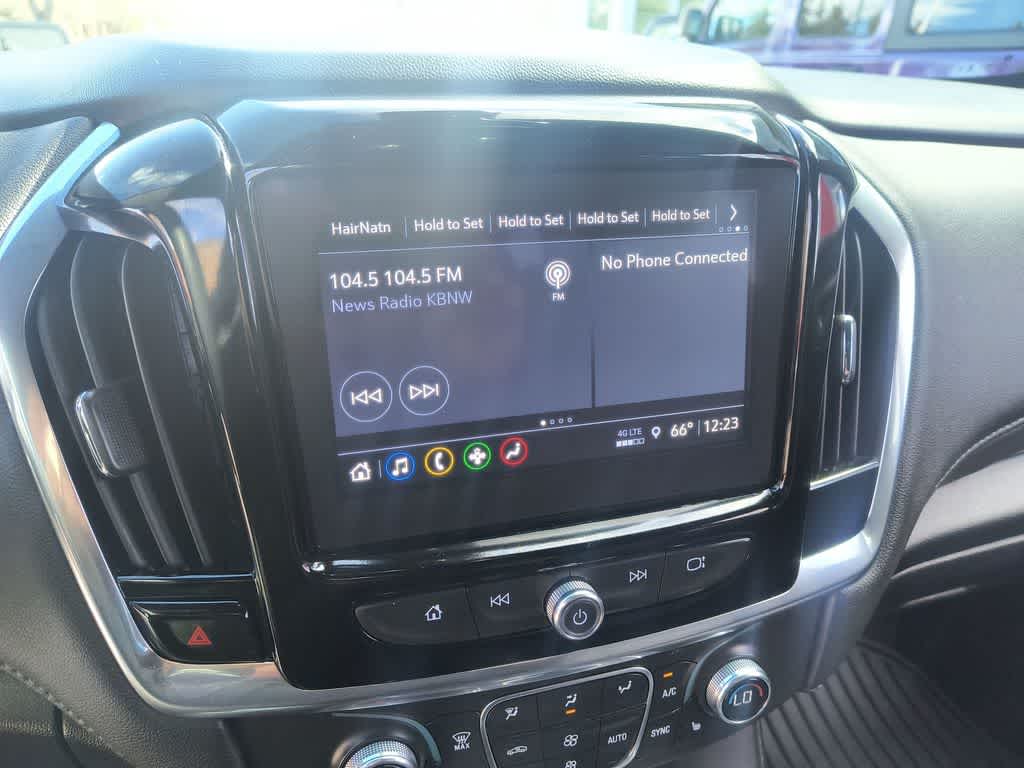 Thumbnail: 2023 Chevrolet Traverse - 16