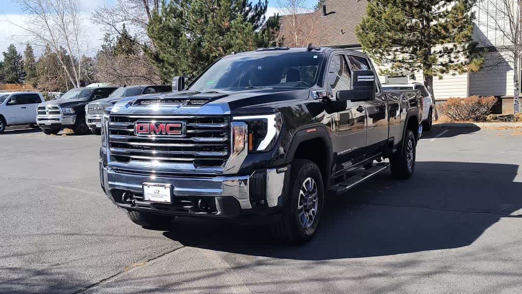 Thumbnail: 2025 GMC Sierra 3500 - 4