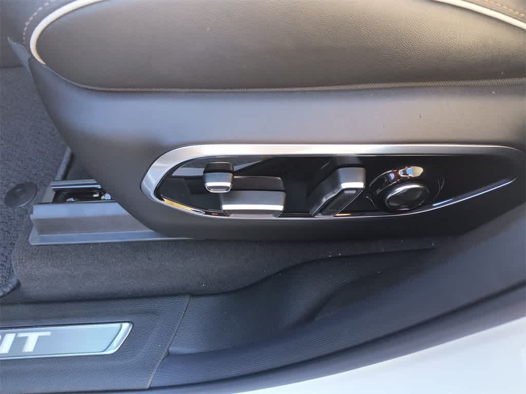 Thumbnail: 2025 Jeep Grand Cherokee - 12