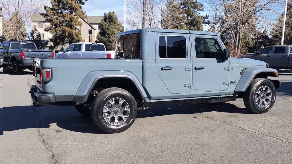 Thumbnail: 2026 Jeep Gladiator - 9