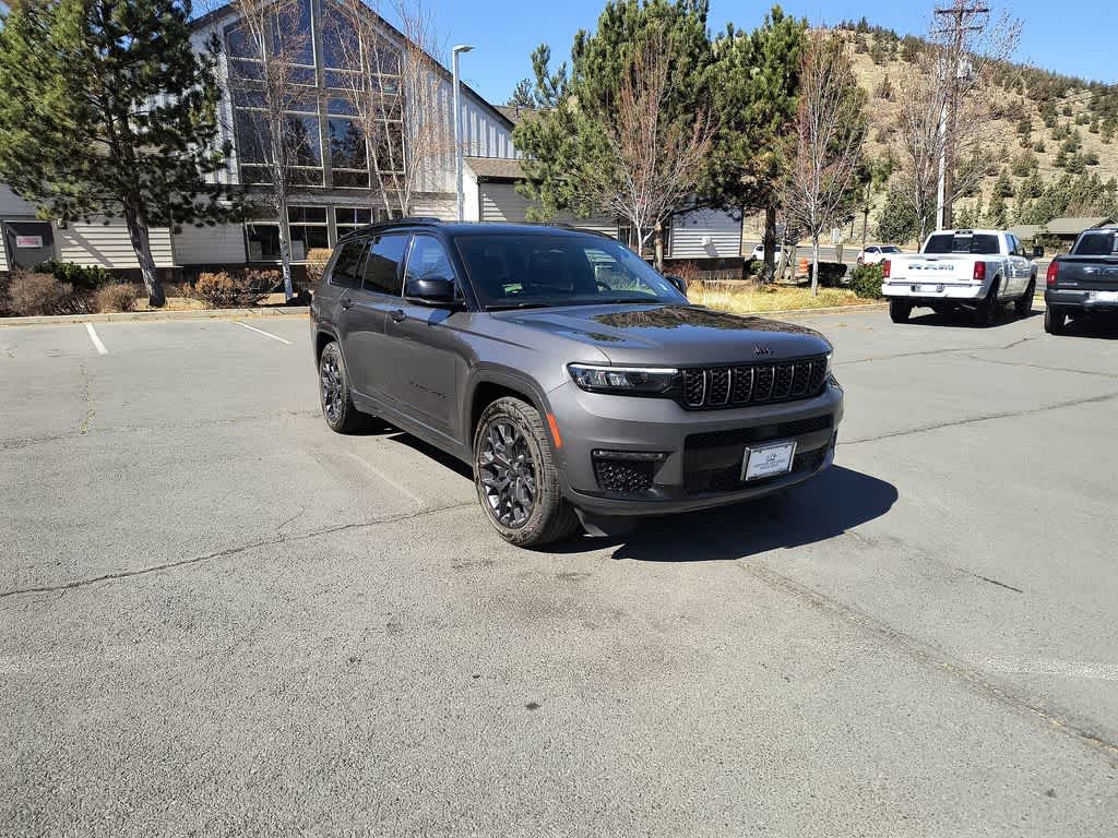 Thumbnail: 2024 Jeep Grand Cherokee L - 15