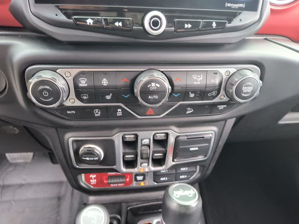 Thumbnail: 2018 Jeep Wrangler - 18