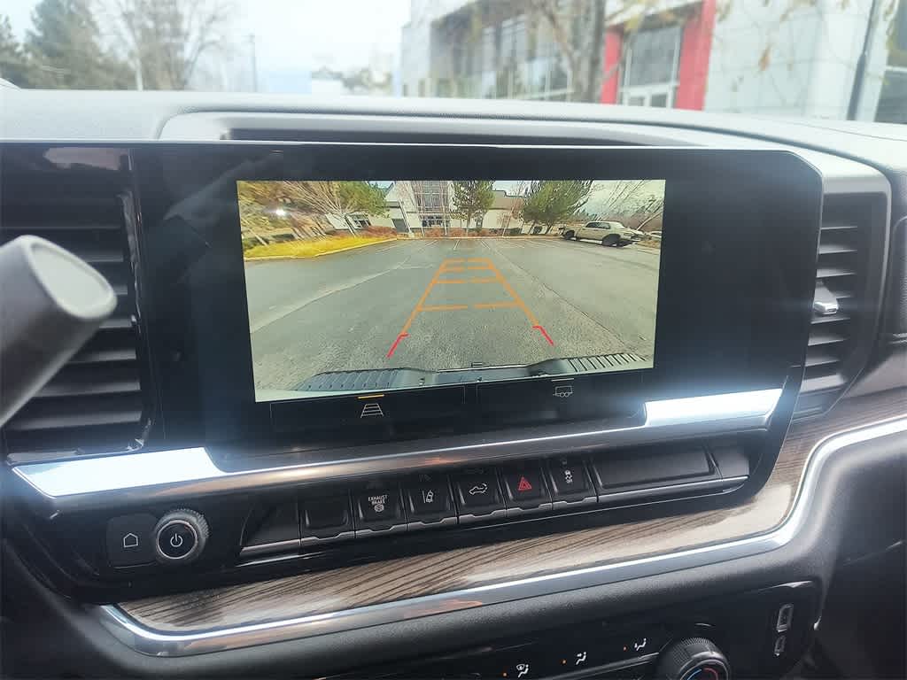 Thumbnail: 2024 Chevrolet Silverado 3500 - 17