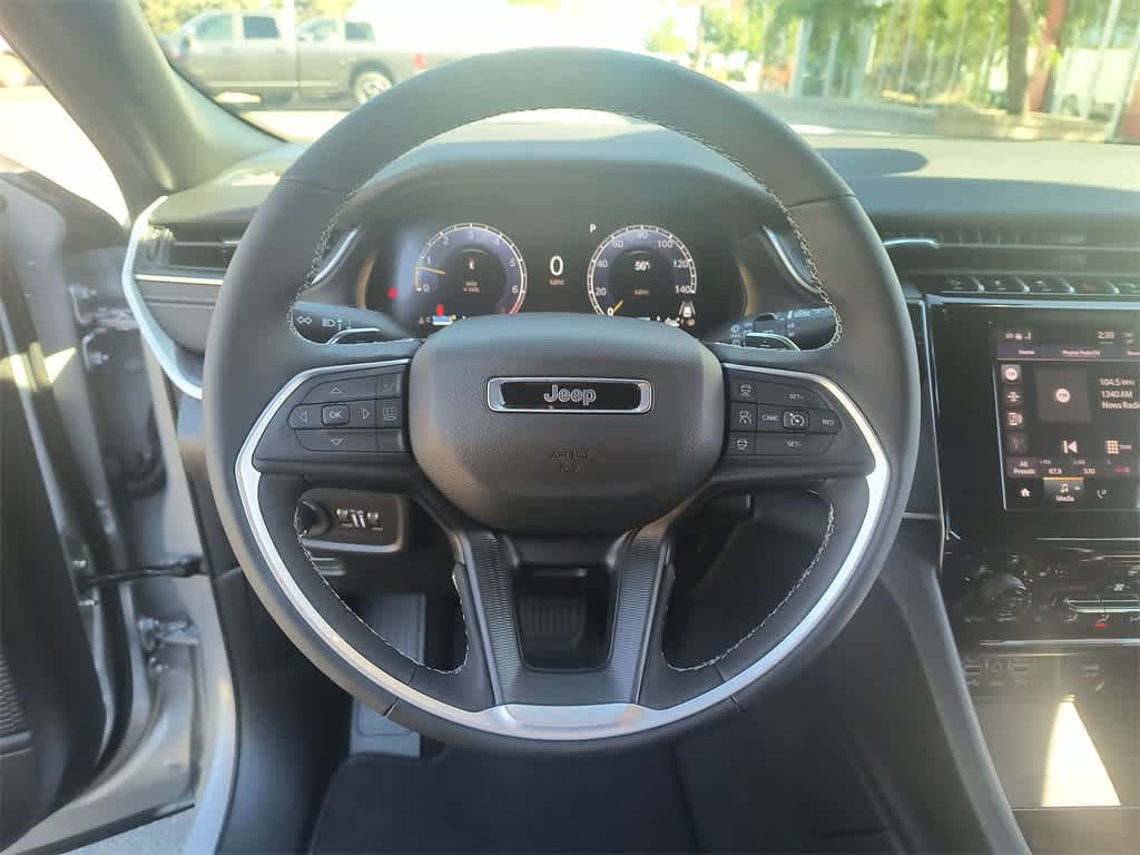 Thumbnail: 2025 Jeep Grand Cherokee L - 14