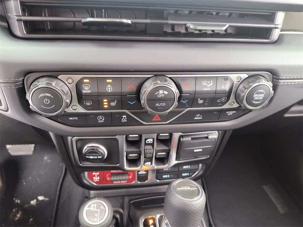 Thumbnail: 2026 Jeep Gladiator - 18