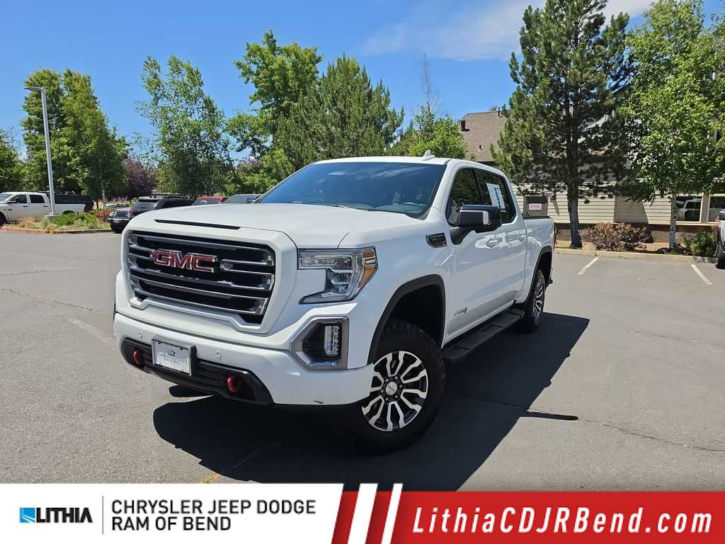 2019 GMC Sierra 4WD Crew Cab Short Box AT4's photo