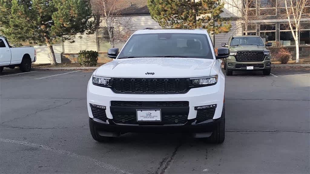 Thumbnail: 2025 Jeep Grand Cherokee L - 4