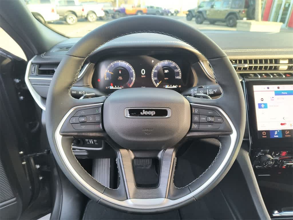 Thumbnail: 2025 Jeep Grand Cherokee - 14