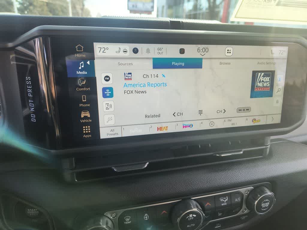 Thumbnail: 2026 Jeep Gladiator - 16