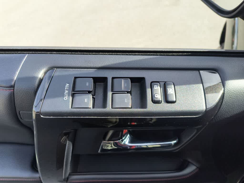 Thumbnail: 2022 Toyota 4Runner - 13