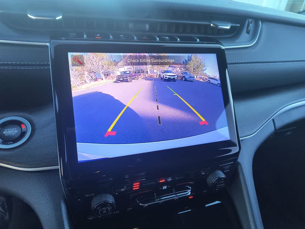 Thumbnail: 2025 Jeep Grand Cherokee L - 17