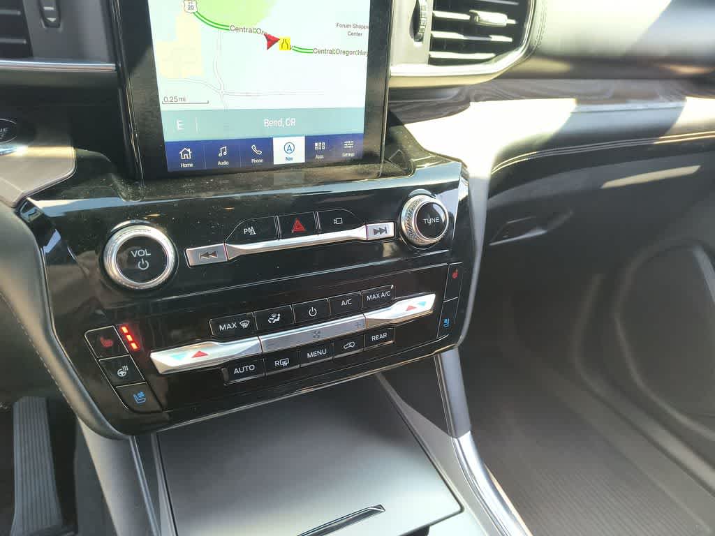 Thumbnail: 2022 Ford Explorer - 19