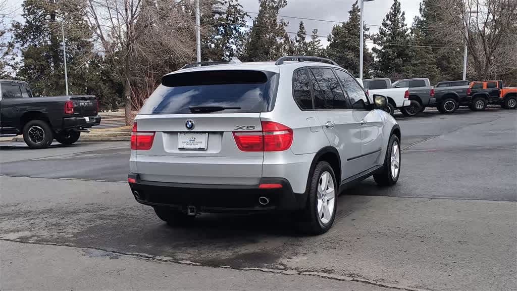 Thumbnail: 2010 BMW X5 - 8