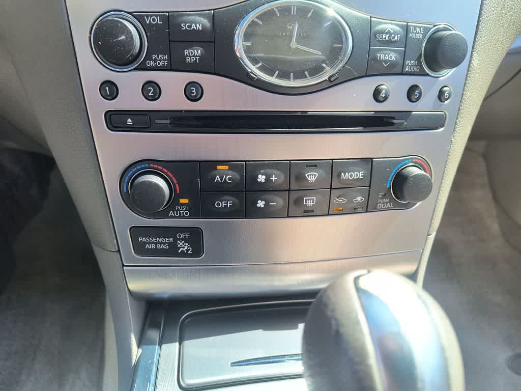 Thumbnail: 2010 INFINITI G37 - 19