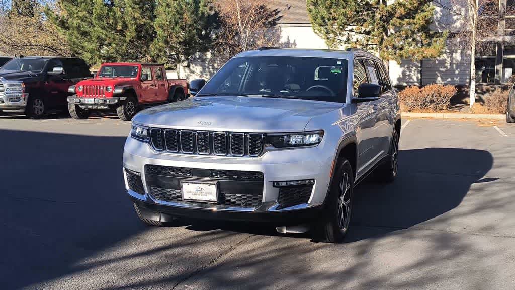 Thumbnail: 2024 Jeep Grand Cherokee L - 4