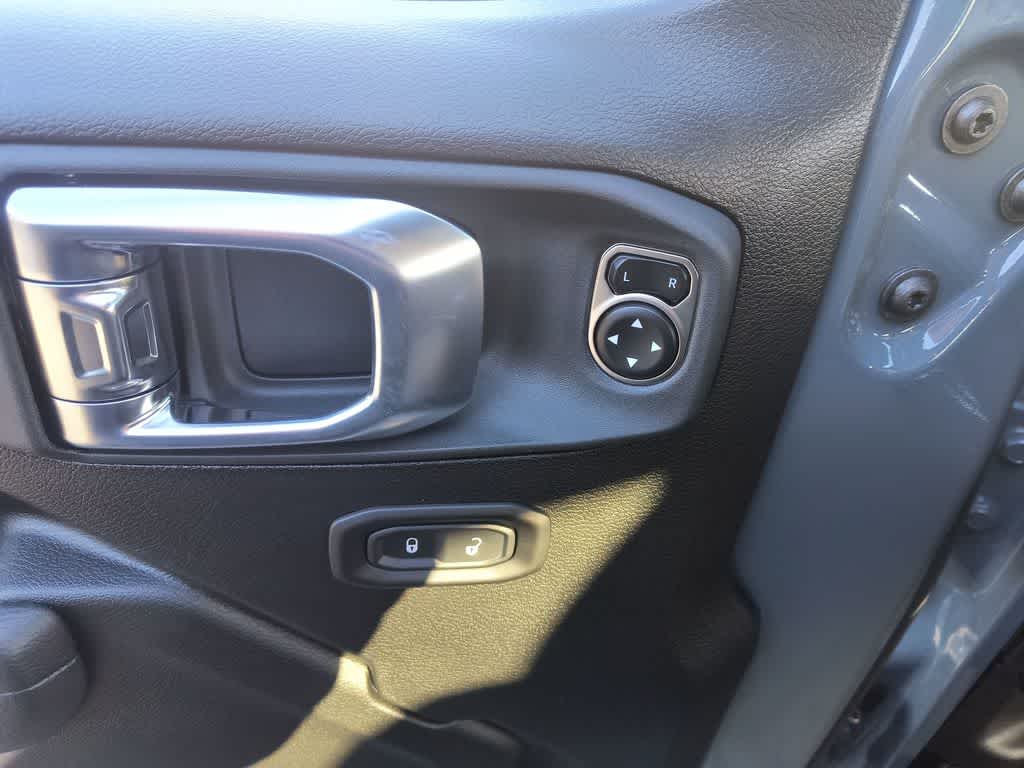 Thumbnail: 2026 Jeep Wrangler - 13