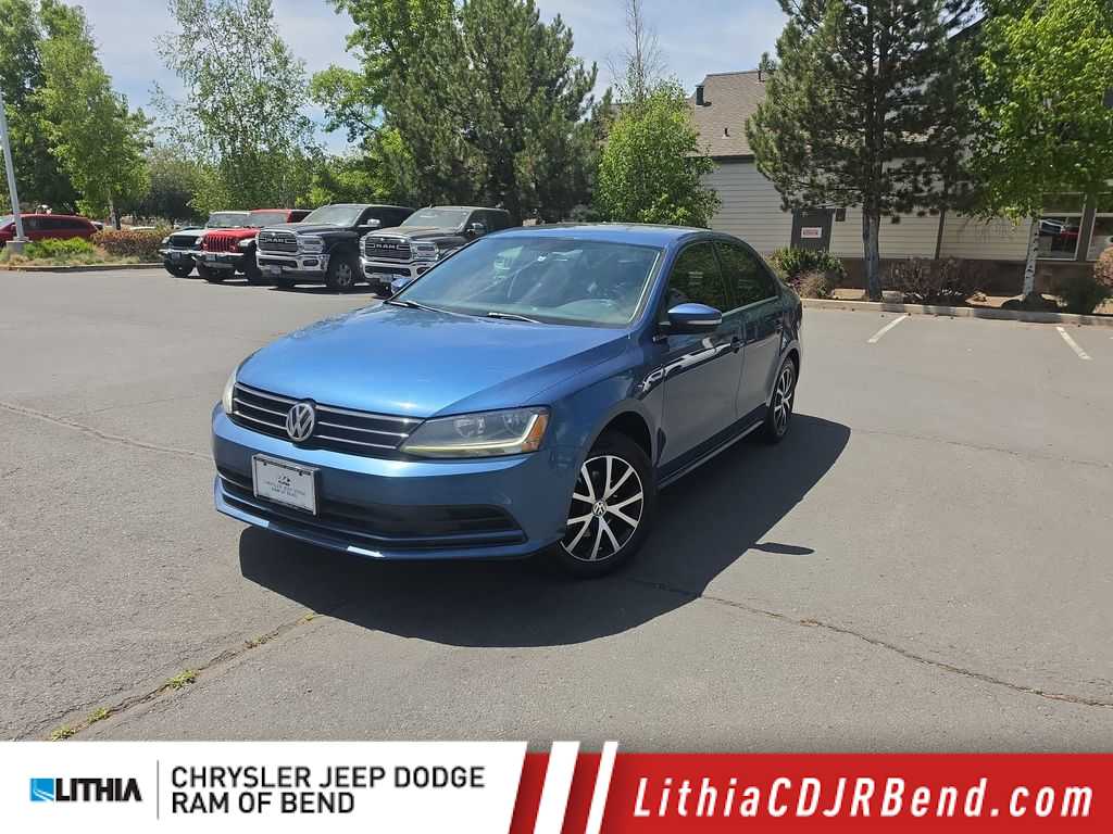 Thumbnail: 2017 Volkswagen Jetta - 1