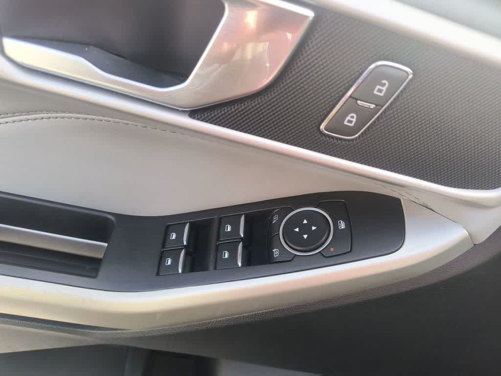 Thumbnail: 2022 Ford Explorer - 13