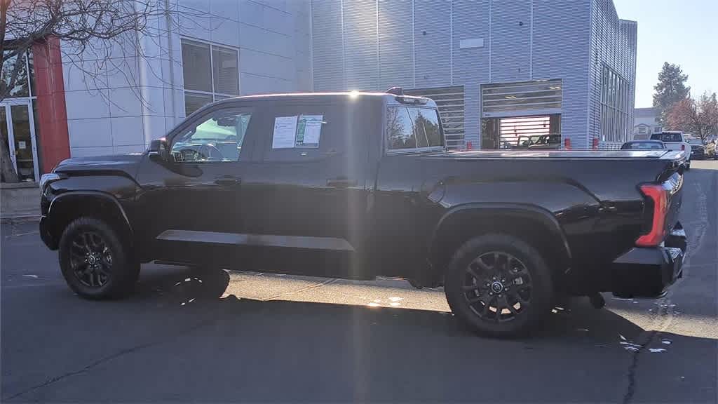 Thumbnail: 2022 Toyota Tundra - 6